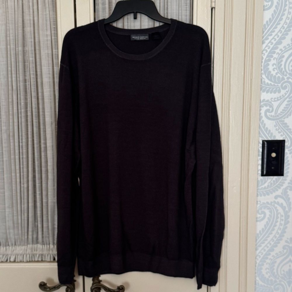 Neiman Marcus Men's Black Sweater